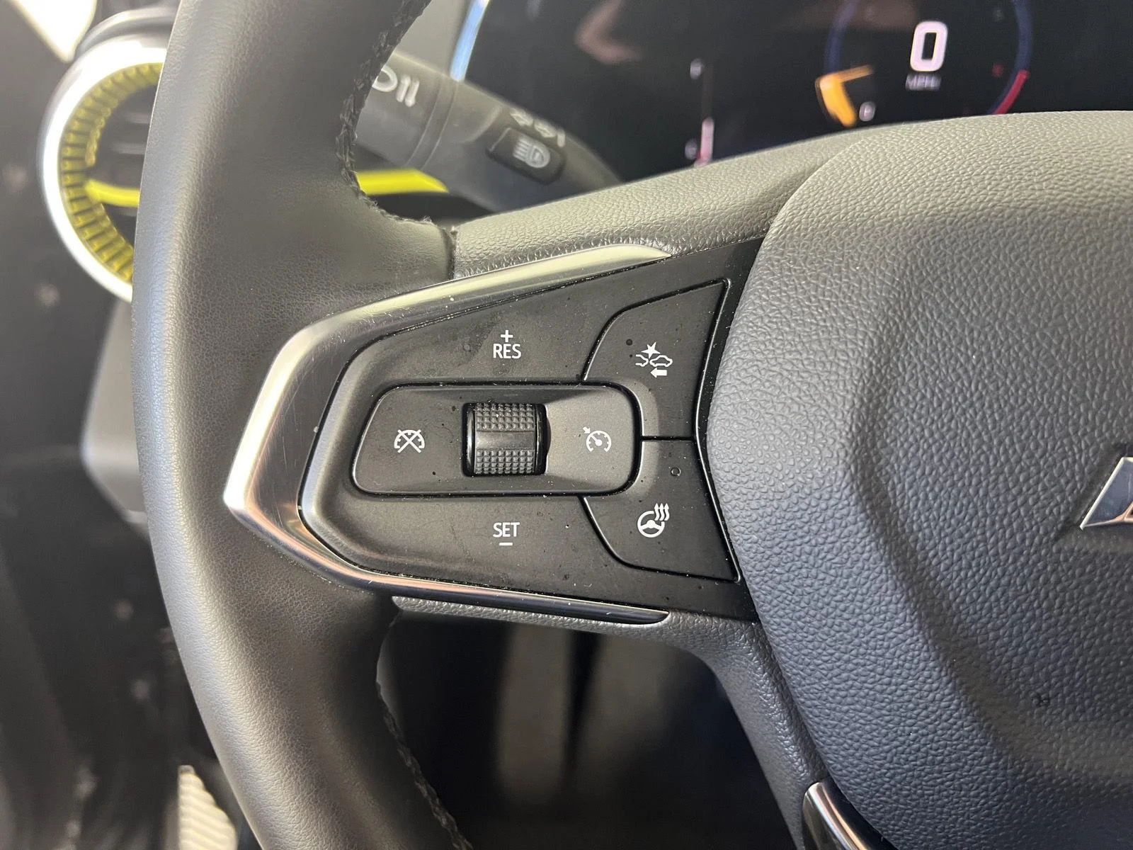 Used 2024 Mosaic Black Metallic Chevrolet ACTIV image 10