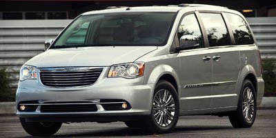 2012 Chrysler Town & Country Limited's photo