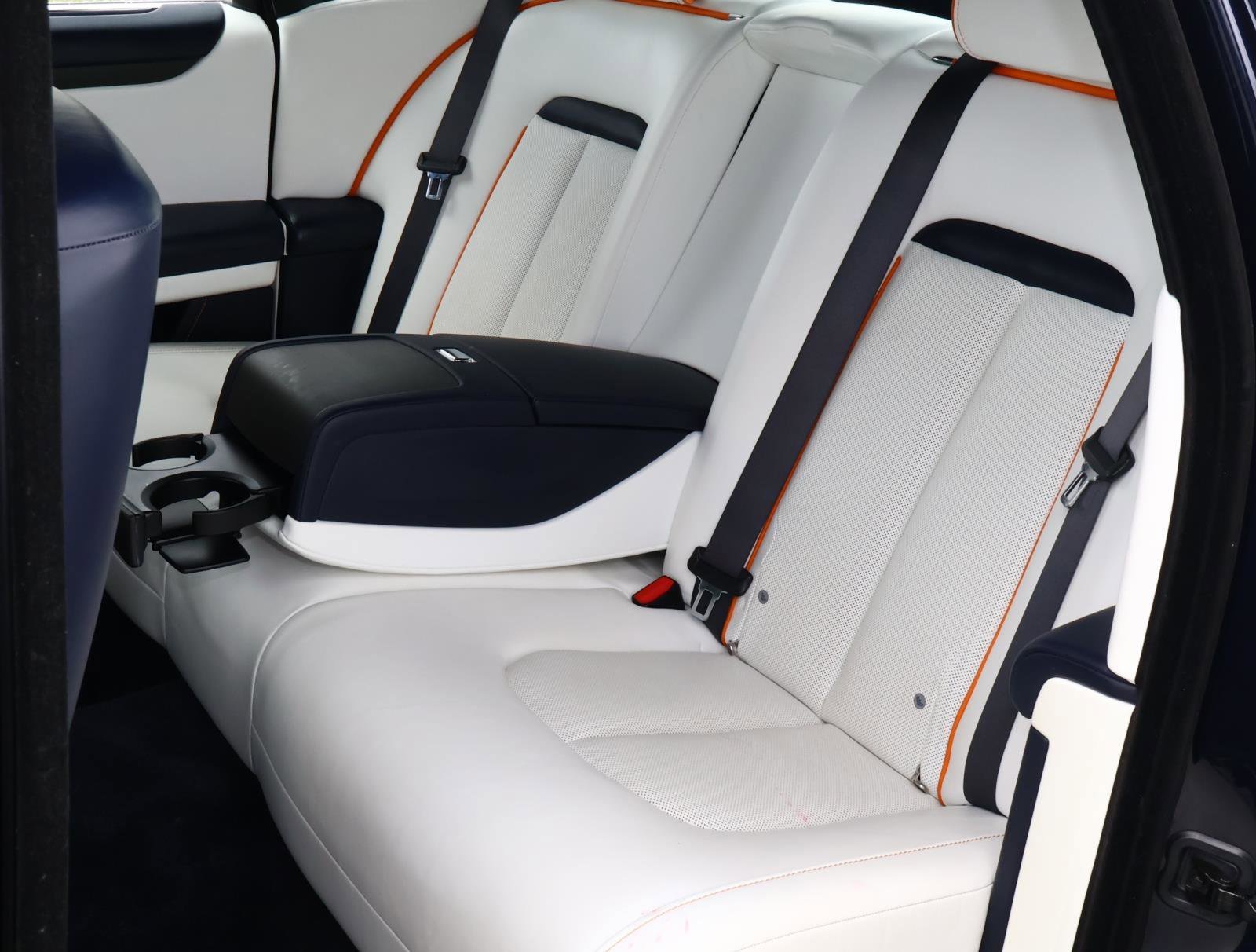 Used 2022 Midnight Rolls-Royce Base image 24