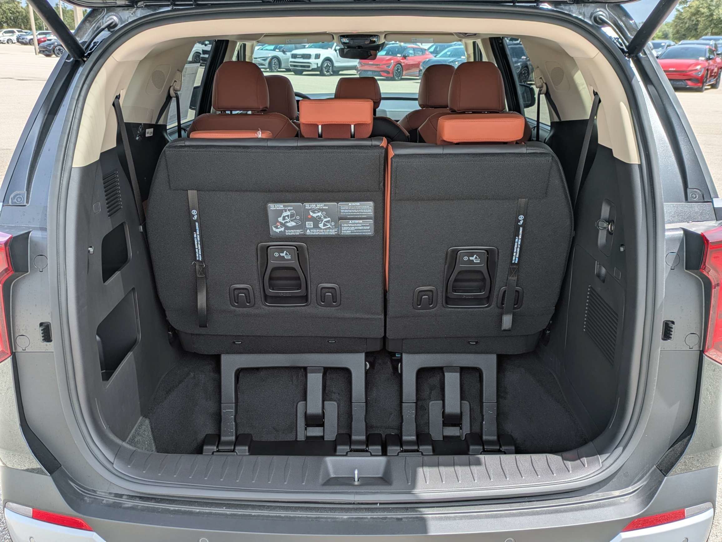 New 2026 Aurora Black Pearl Kia EX image 14