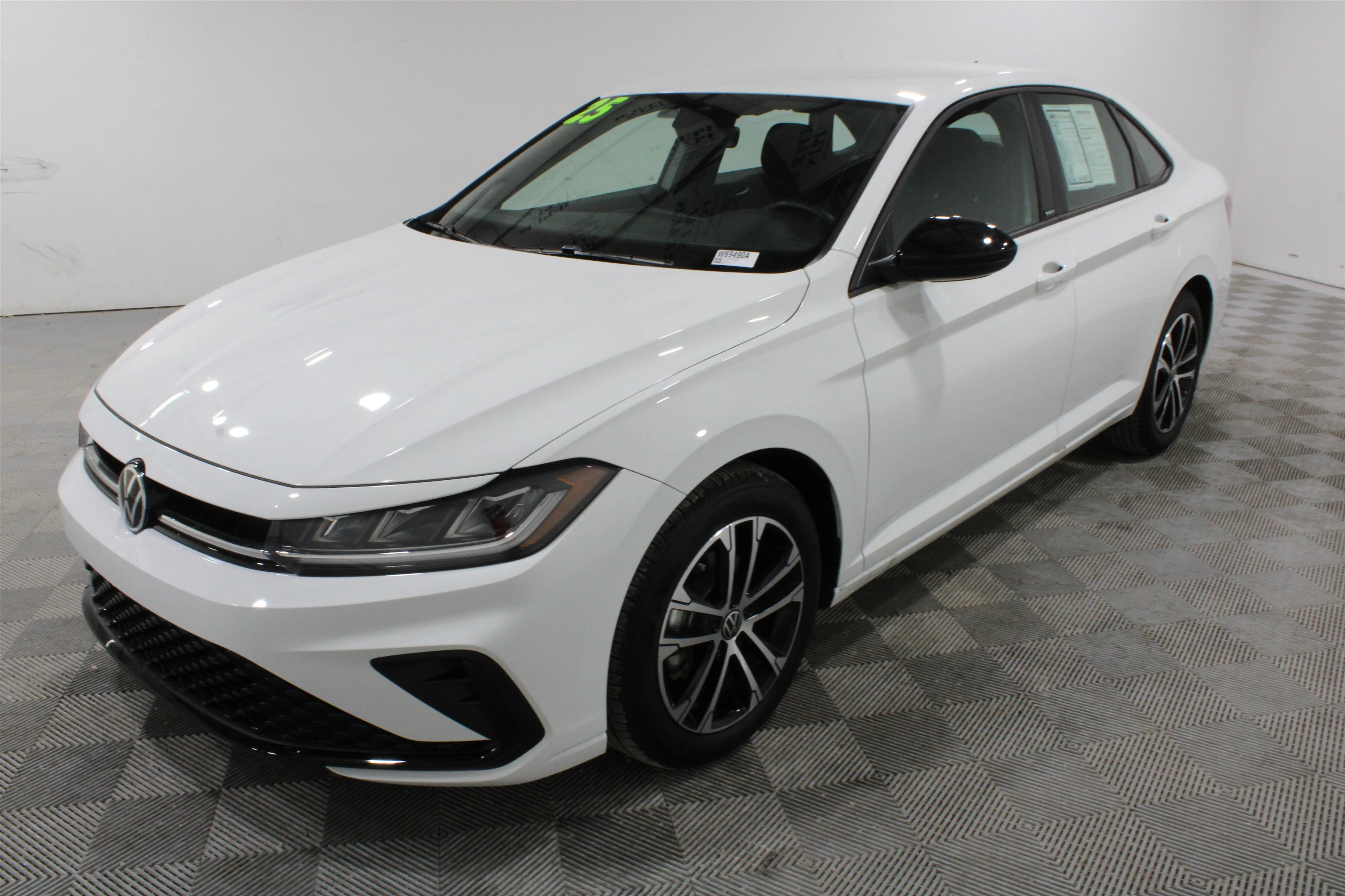 2025 Volkswagen Jetta Sport - Photo 31