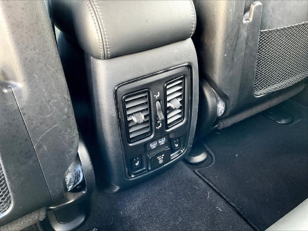 Used 2020 Black Jeep Overland image 12