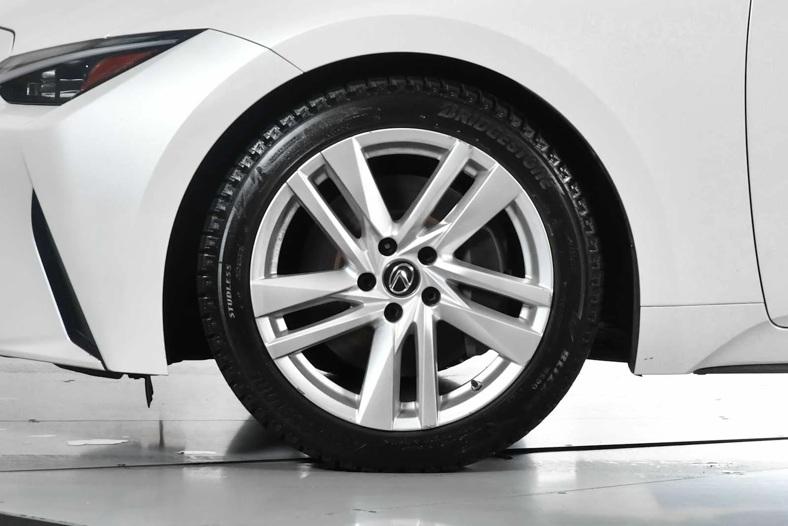 Certified Used 2021 Eminent White Pearl Lexus  image 12