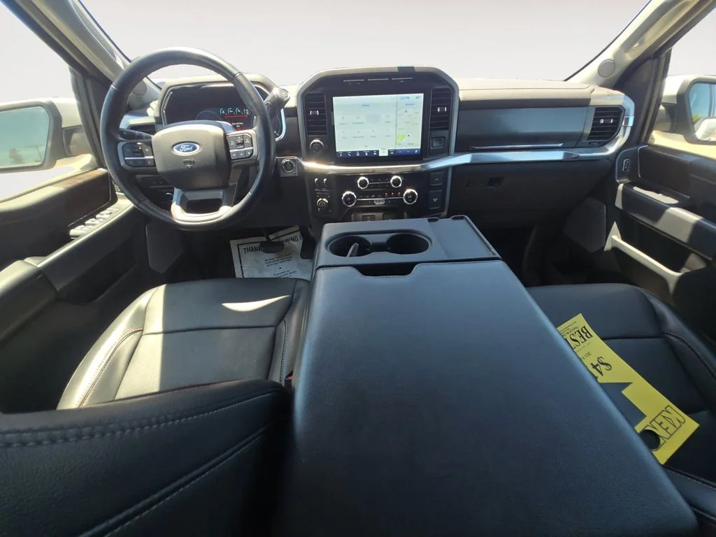Used 2021 White Ford Lariat image 10