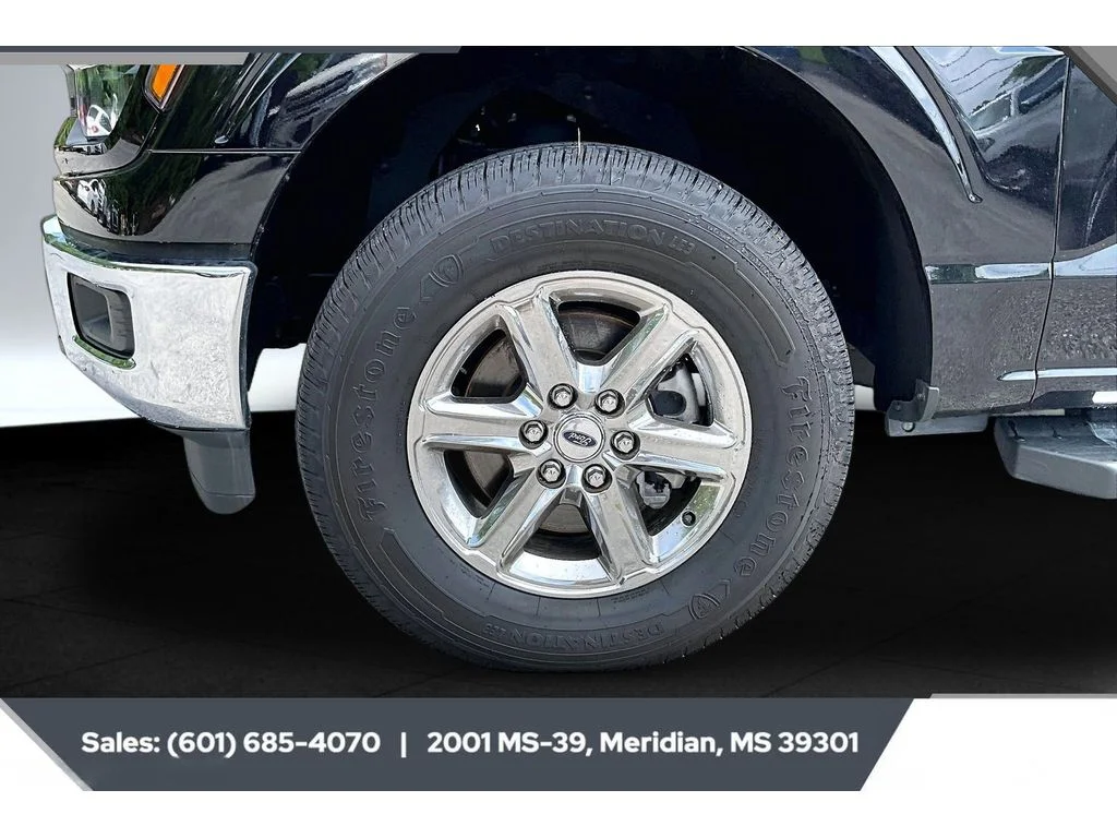 Used 2025 Agate Black Metallic Ford XLT image 7