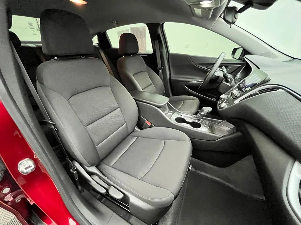 Used 2024 Red Chevrolet RS image 33