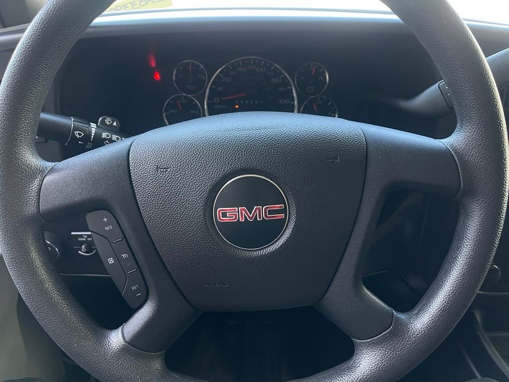 Used 2025 White GMC Work Van image 17