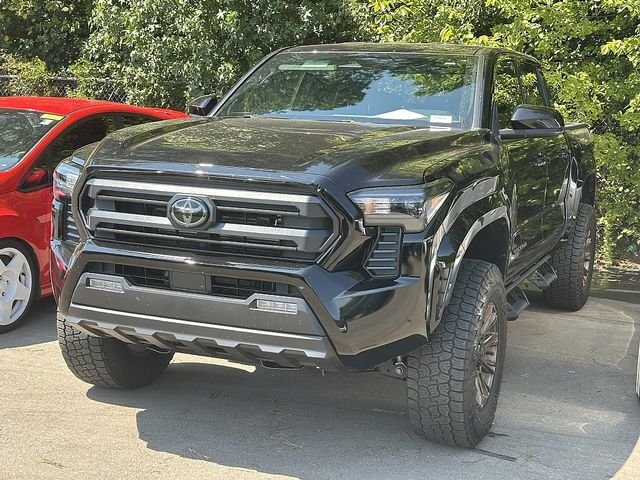Used 2025 Black Toyota SR5 image 3