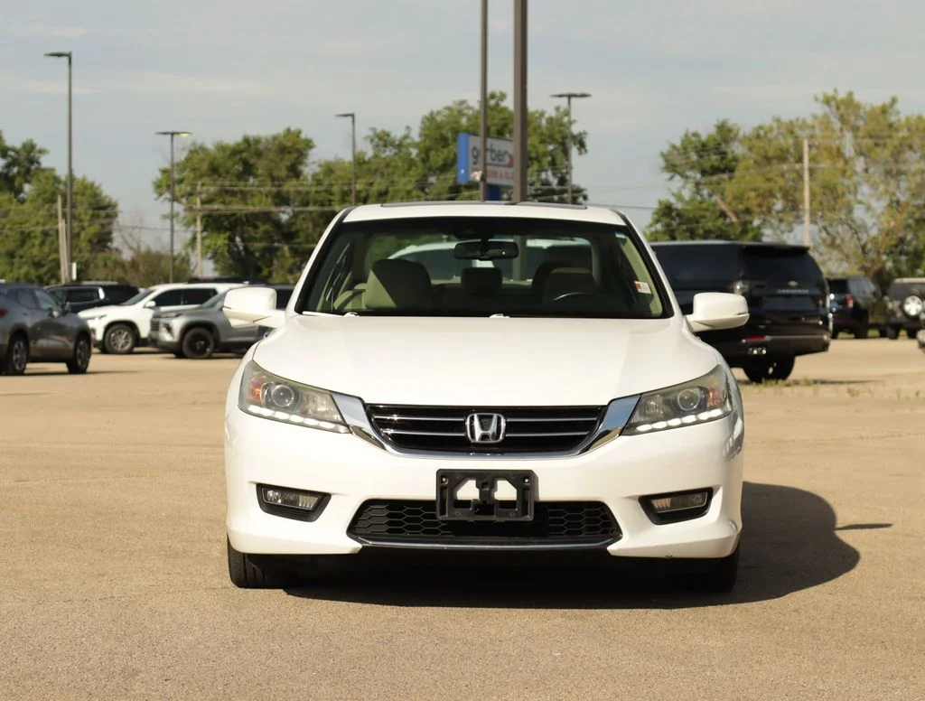 Used 2014 Honda Accord EX-L V-6 with VIN 1HGCR3F87EA024316 for sale in Pekin, IL