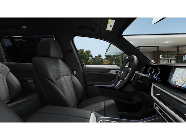 New 2027 Alpine White BMW X7 M60i image 9