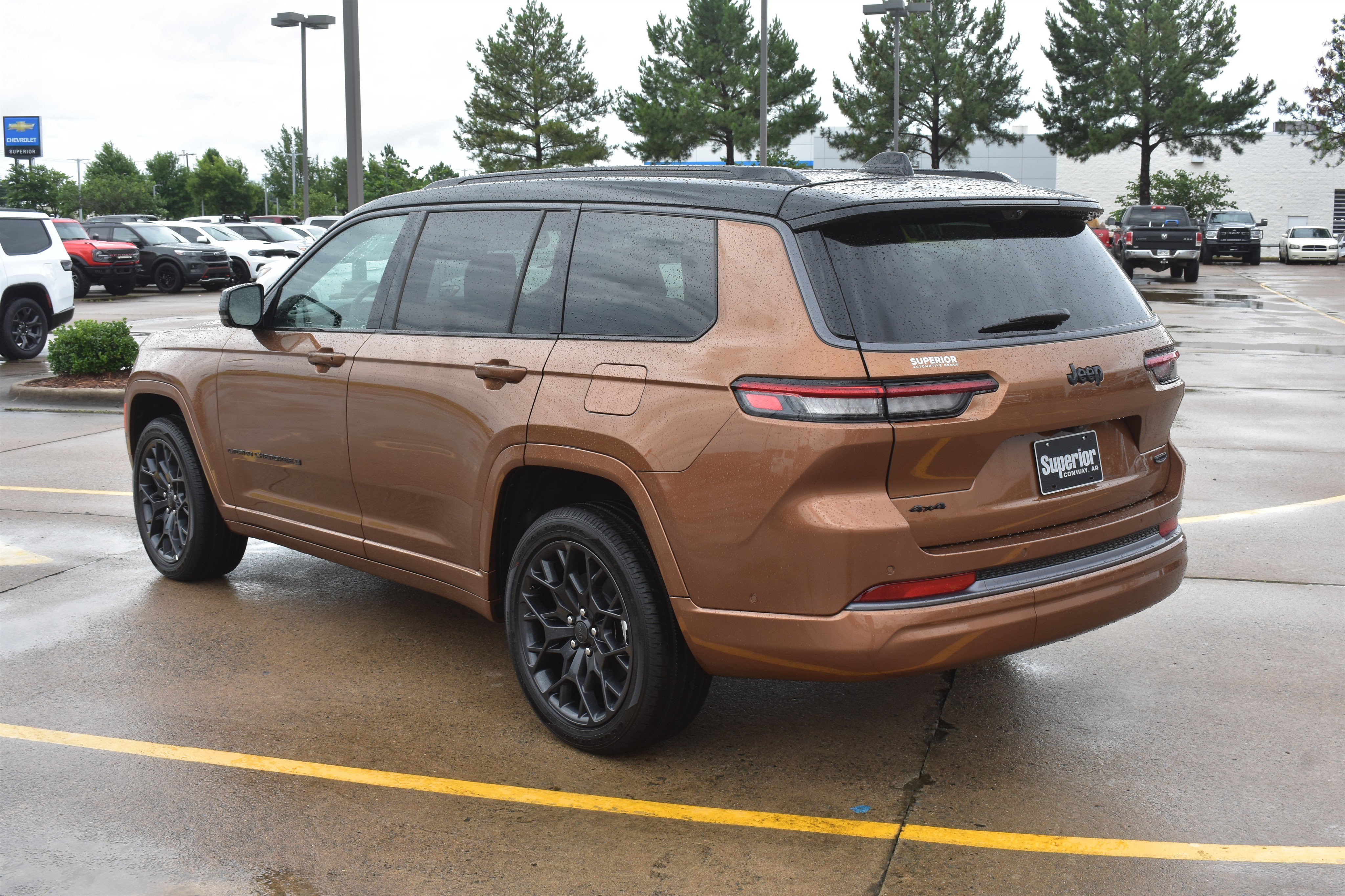 New 2026 Copper Shino Metallic Clear-Coat Exterior Paint Jeep Summit image 9