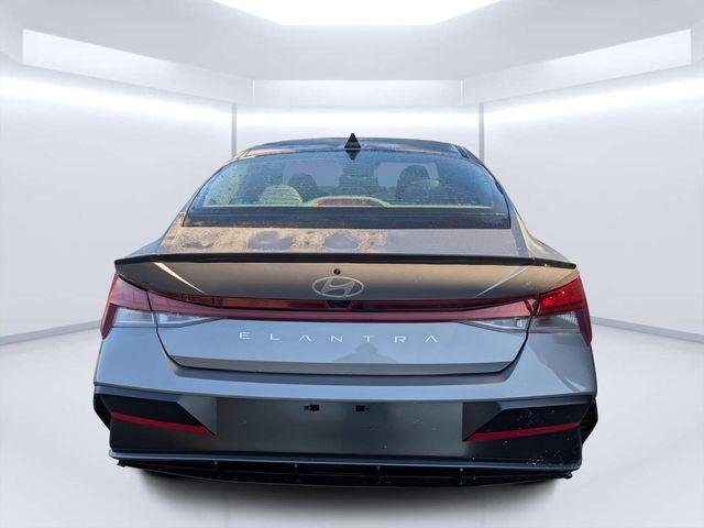 New 2026 Silver Hyundai SEL Sport Premium image 4