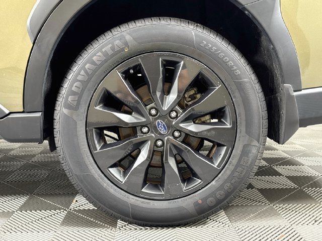 Used 2025 Green Subaru Onyx Edition XT image 49