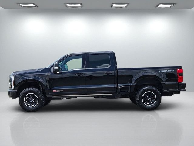 Used 2025 Black Ford Platinum image 4