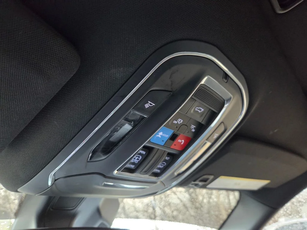 Used 2023 Gray Jeep Altitude X image 16
