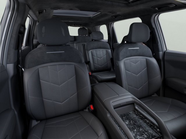 New 2027 White Kia X-Pro SX-Prestige image 10