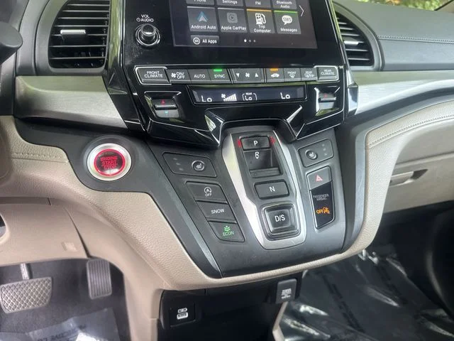 Used 2022 White Honda EX-L image 26