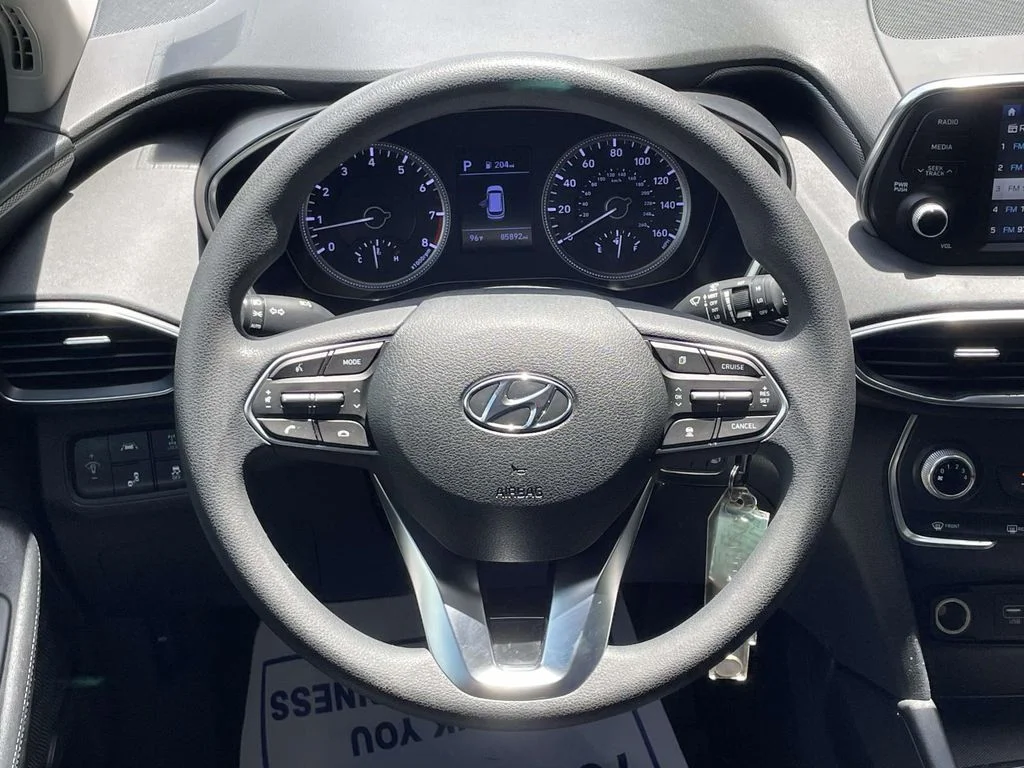 Used 2019 Brown Hyundai SE image 12