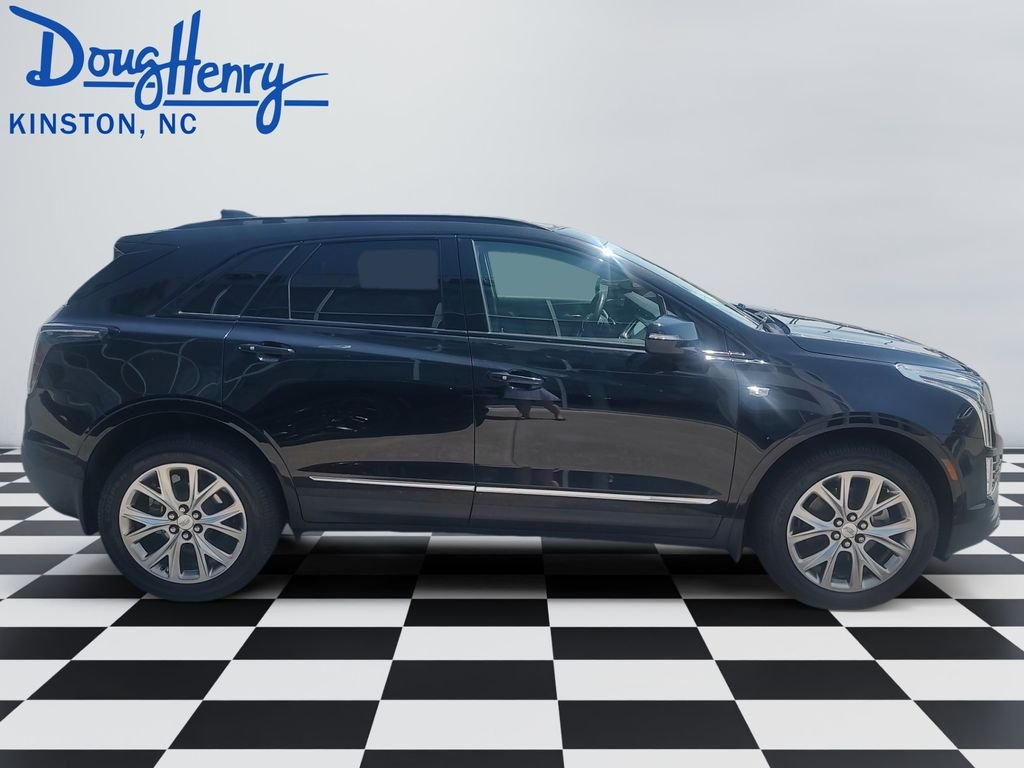 Used 2020 Black Cadillac Sport image 6