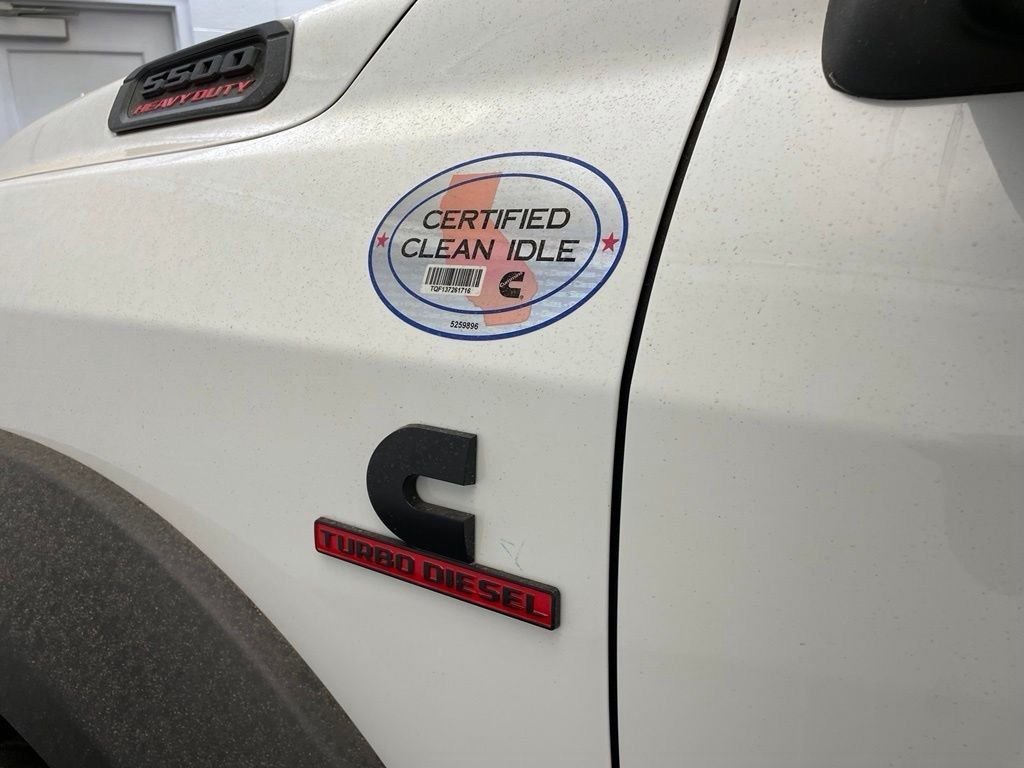 New 2026 Bright White Clearcoat RAM Tradesman image 10