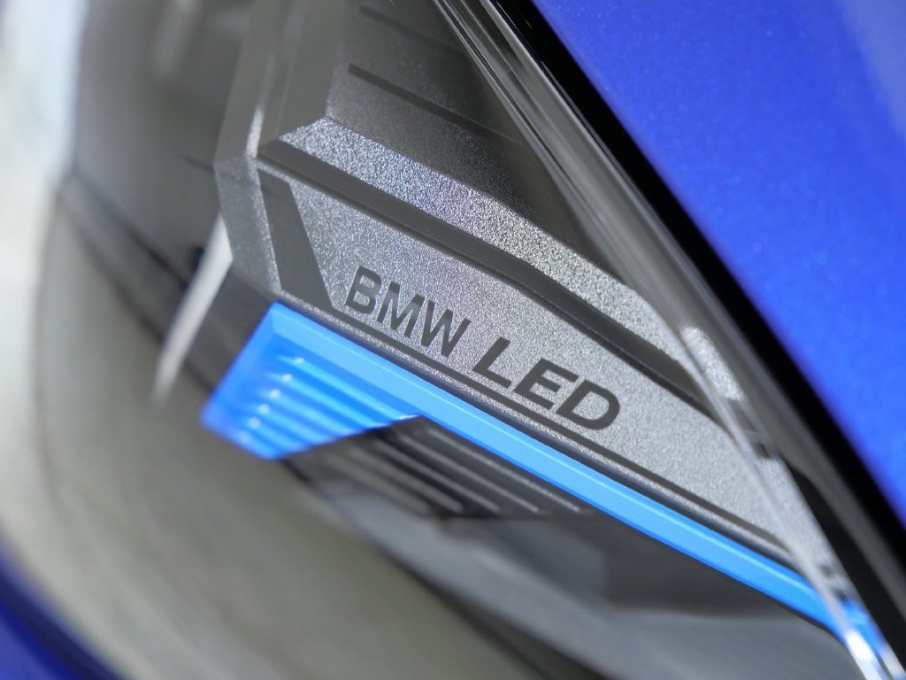 New 2027 Portimao Blue Metallic BMW 430i xDrive image 4