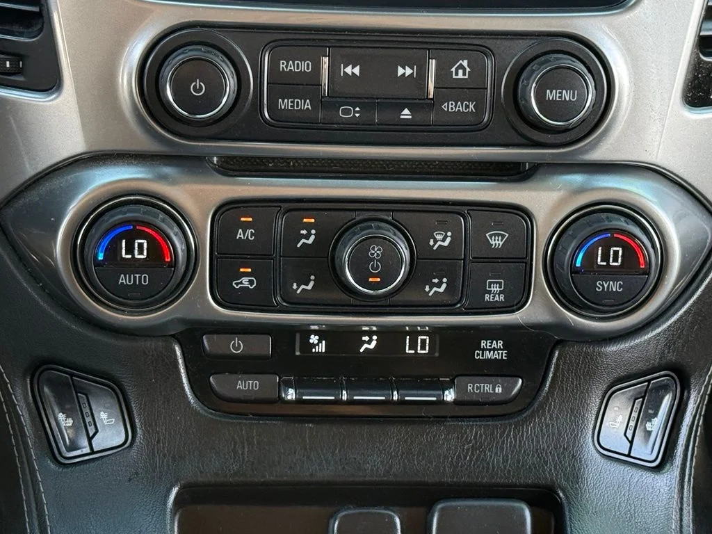 Used 2015 Gold Chevrolet LT image 20