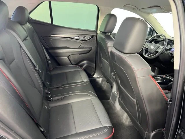 Used 2022 Black Buick Essence image 43