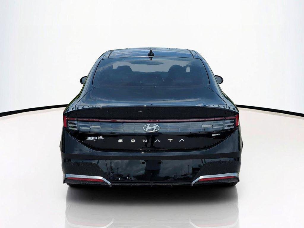 New 2026 Black Hyundai SEL image 6