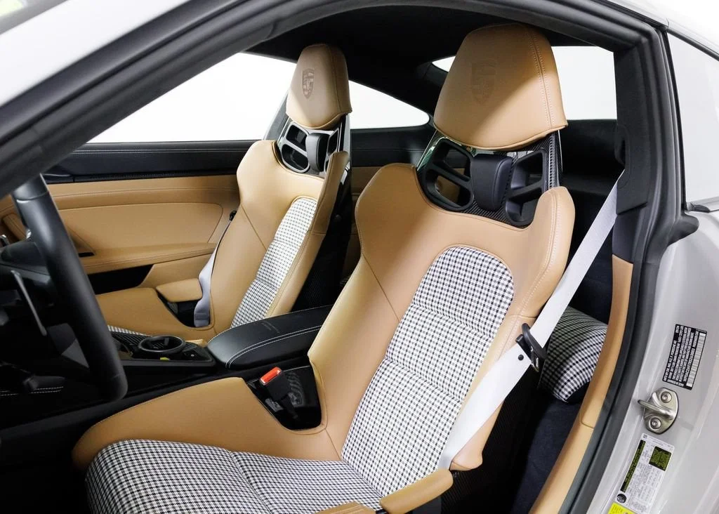 Used 2024 Chalk Porsche GT3 Touring image 16