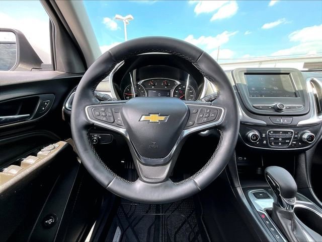 Used 2024 Summit White Chevrolet LT image 17