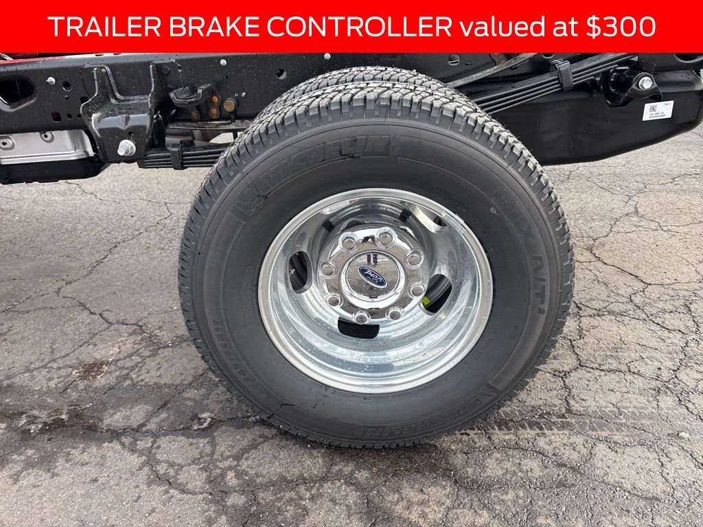 2026 Ford F-350 Super Duty Chassis Cab XL - Photo 12