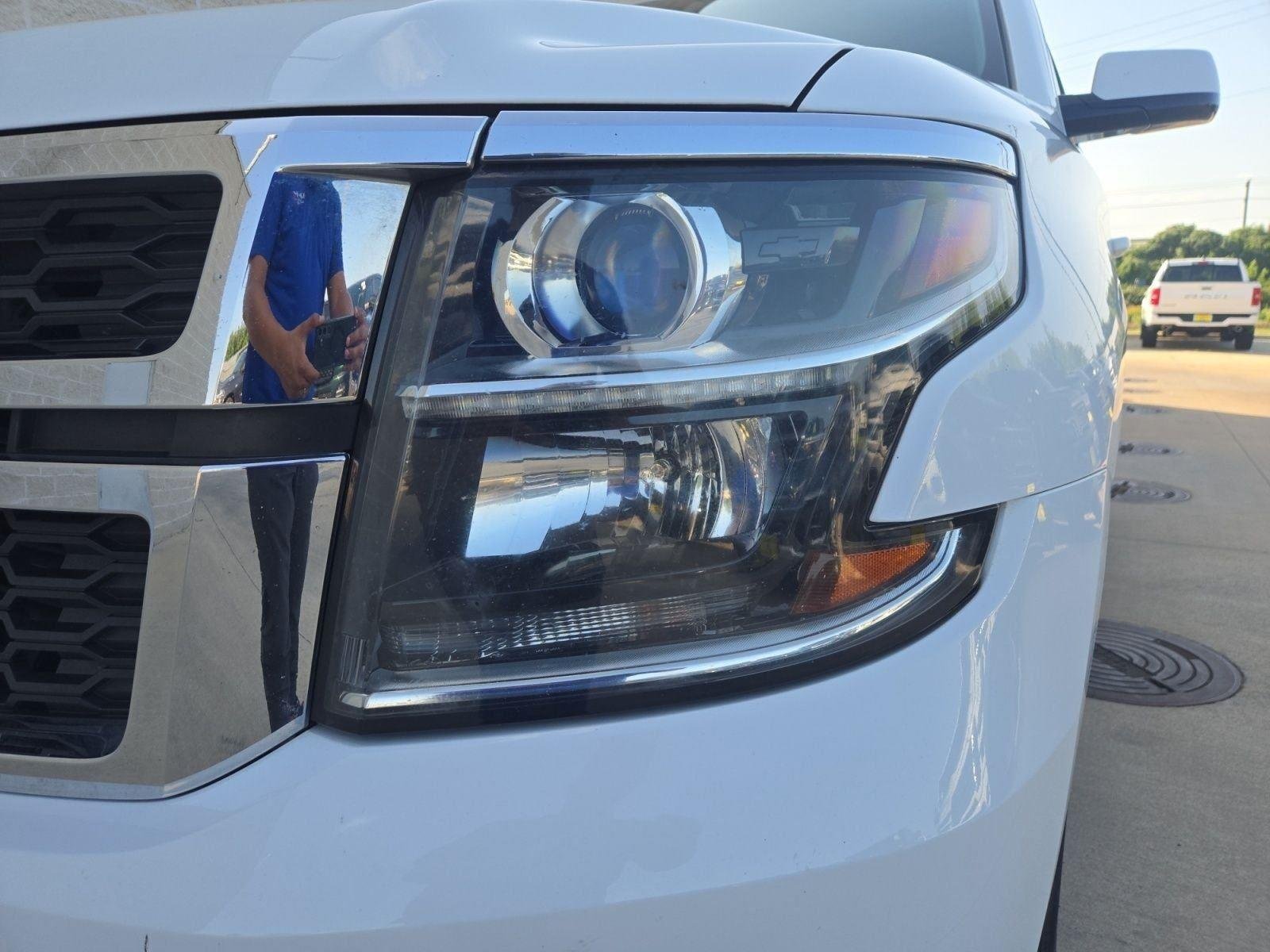 Used 2017 Summit White Chevrolet LT image 10