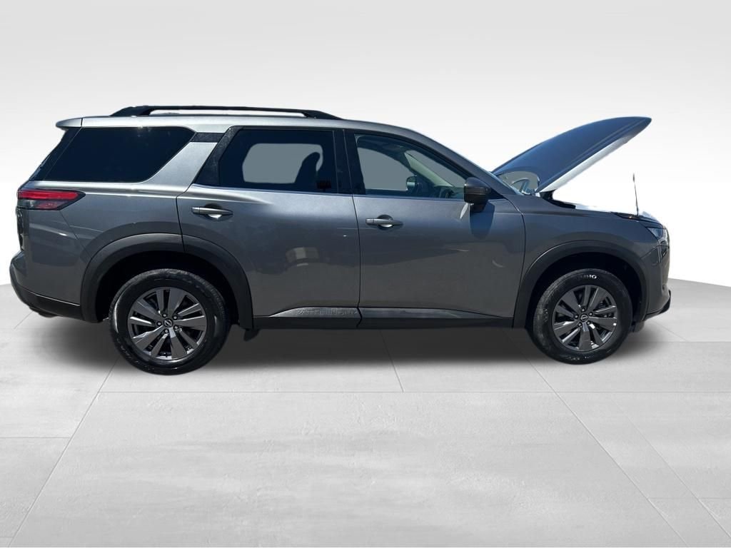 Used 2025 Gray Nissan SV image 8