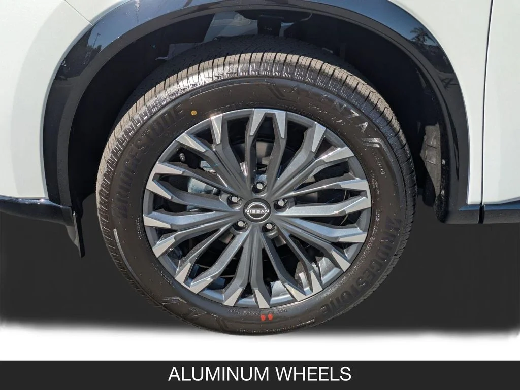 New 2026 White Nissan Platinum image 11