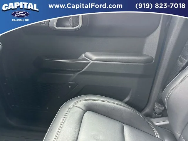 Used 2025 Blue Ford Badlands image 28