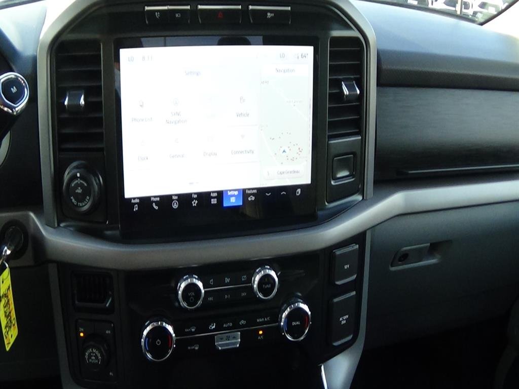 Certified Used 2024 Carbonized Gray M7 Ford XLT image 25