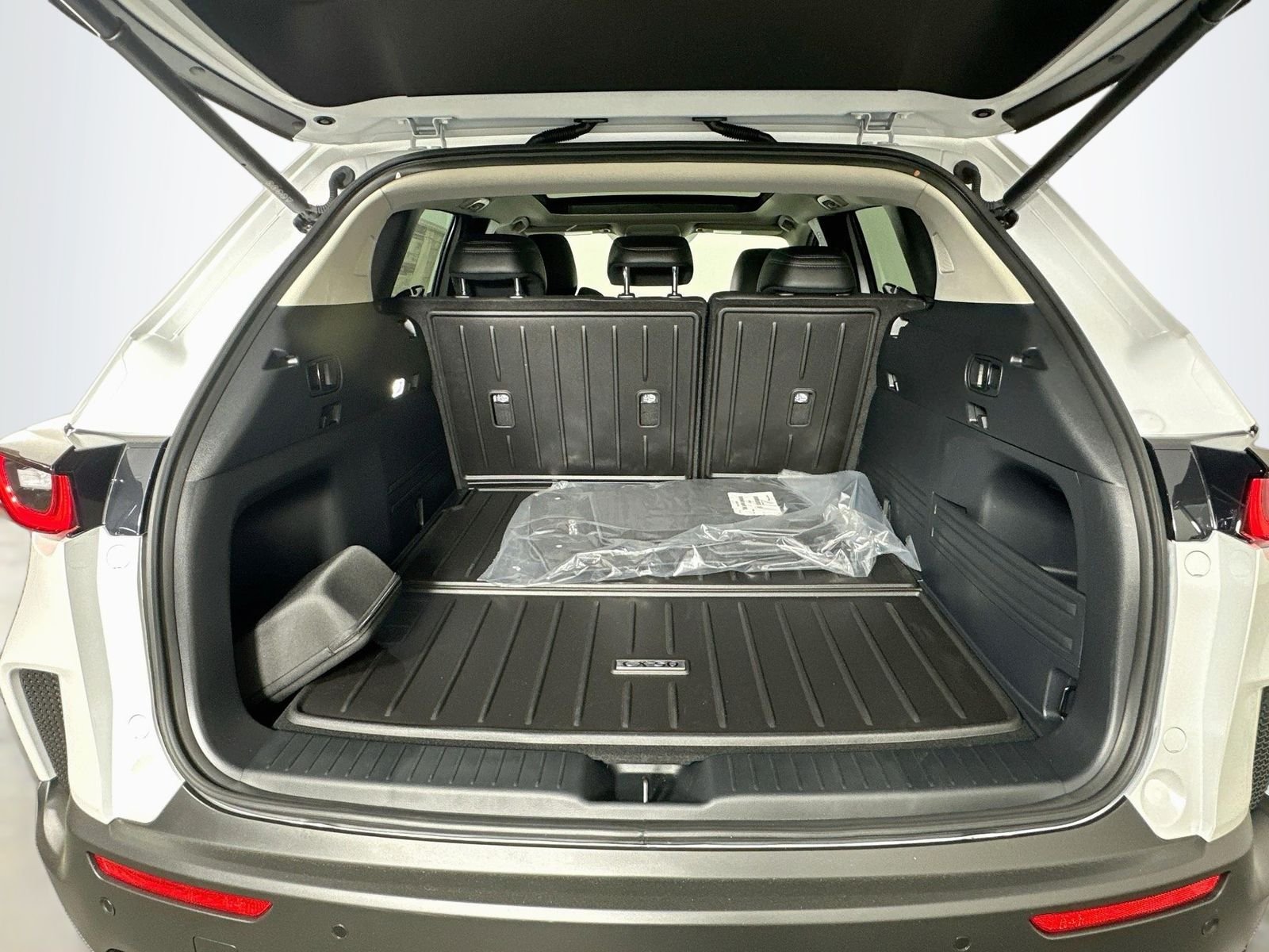 New 2026 Wind Chill Pearl Mazda Premium AWD image 28