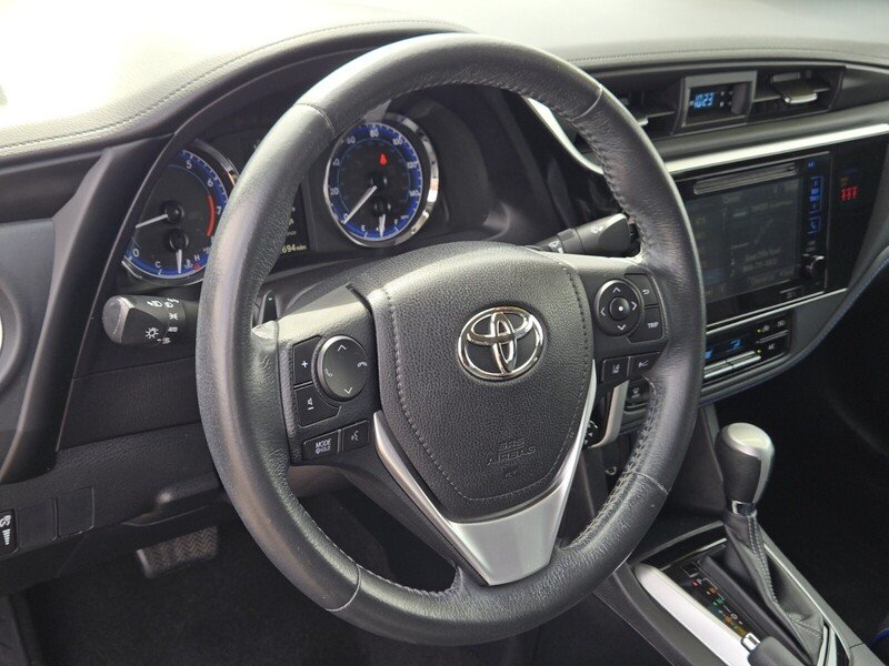 Used 2018 Slate Metallic TOYOTA XSE CVT image 19