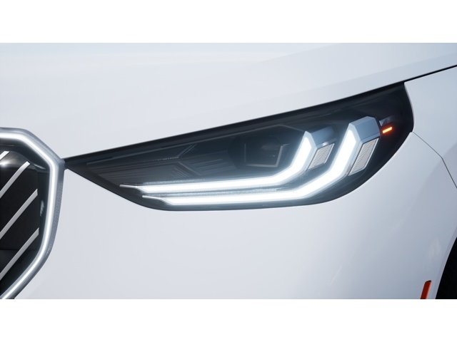 New 2026 Alpine White BMW 30 xDrive image 6