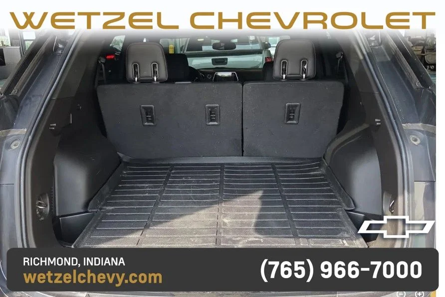 Used 2021 Gray Chevrolet RS image 7