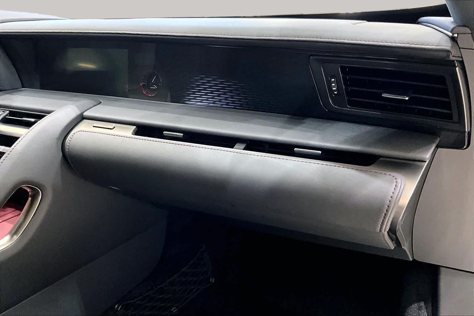 Certified Used 2022 IRIDIUM Lexus  image 17