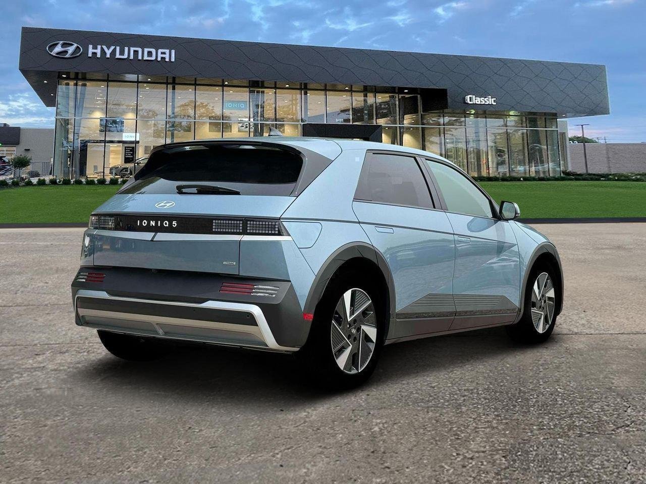 2025 Hyundai IONIQ 5 SE - Photo 7