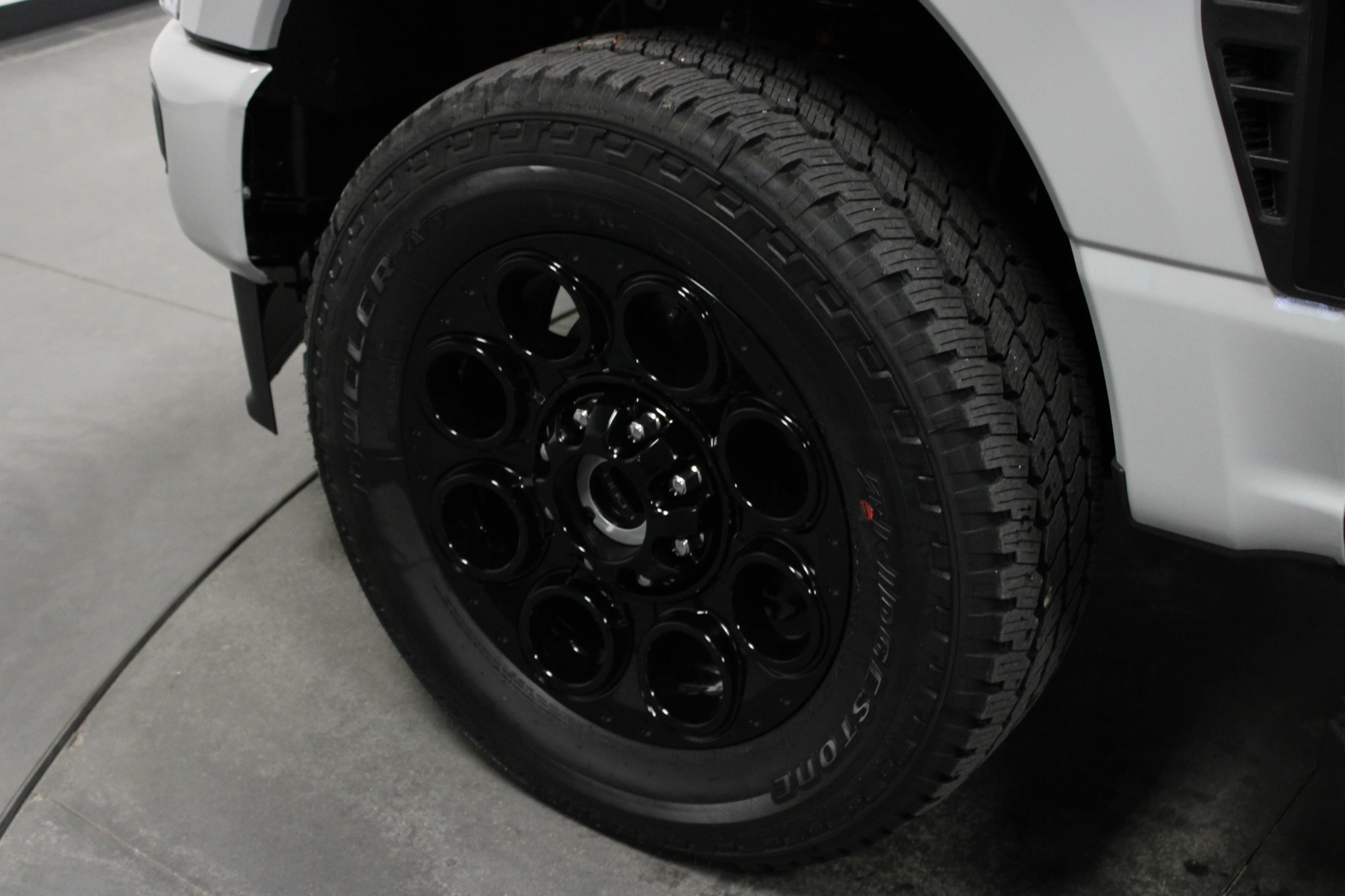 New 2026 Avalanche Ford F-350® Lariat® image 10