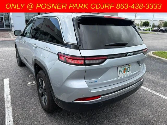 Used 2024 Silver Jeep 4xe image 3