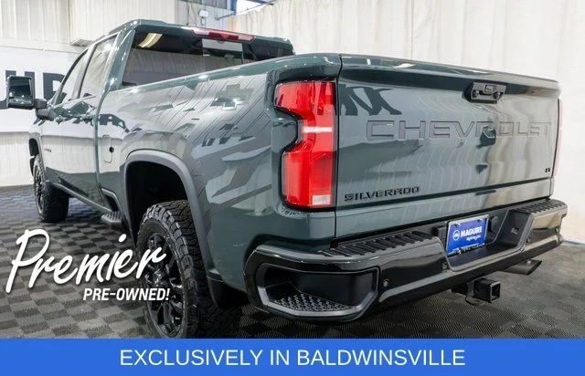 Used 2025 Gray Chevrolet LT image 7