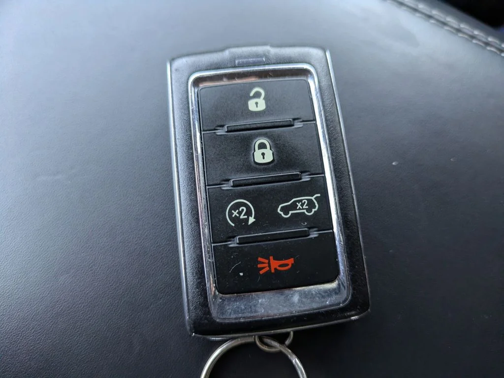 Used 2022 White Jeep Overland 4xe image 33