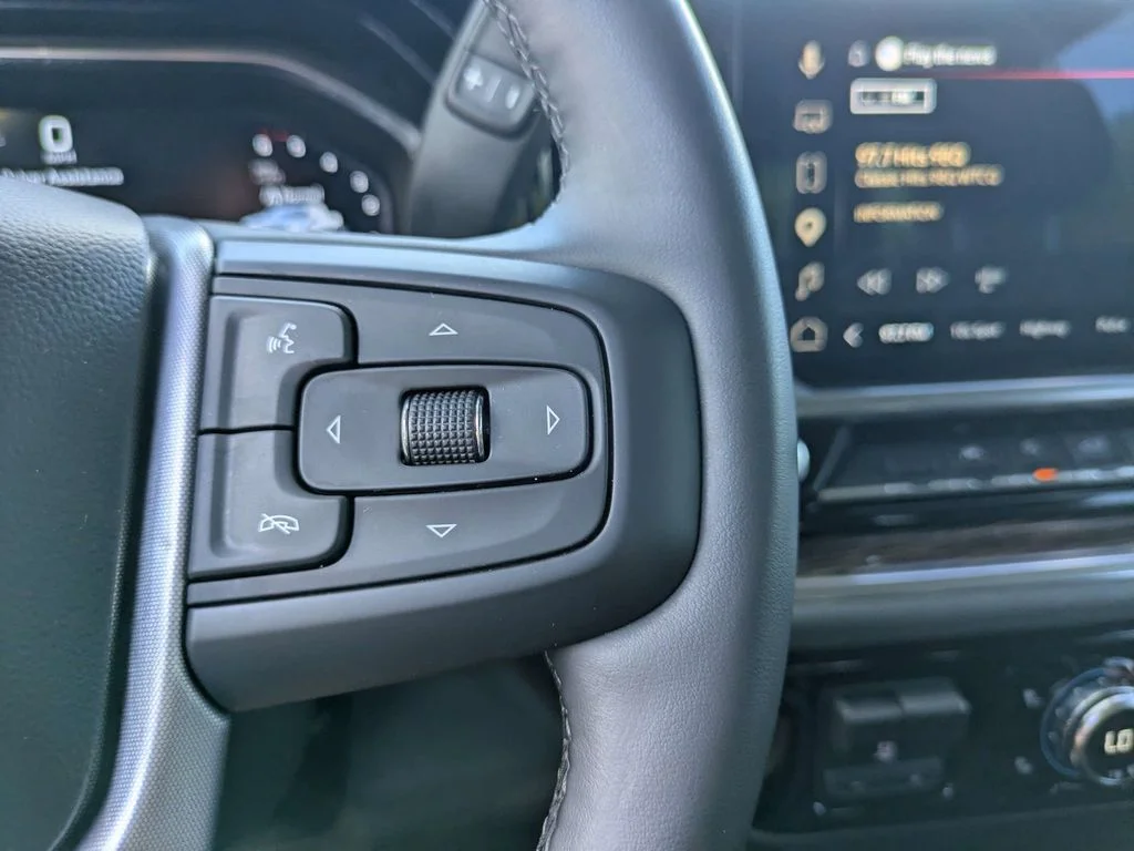 Used 2023 Black GMC SLE image 25