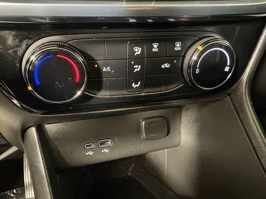 Used 2024 Red Buick Sport Touring image 31