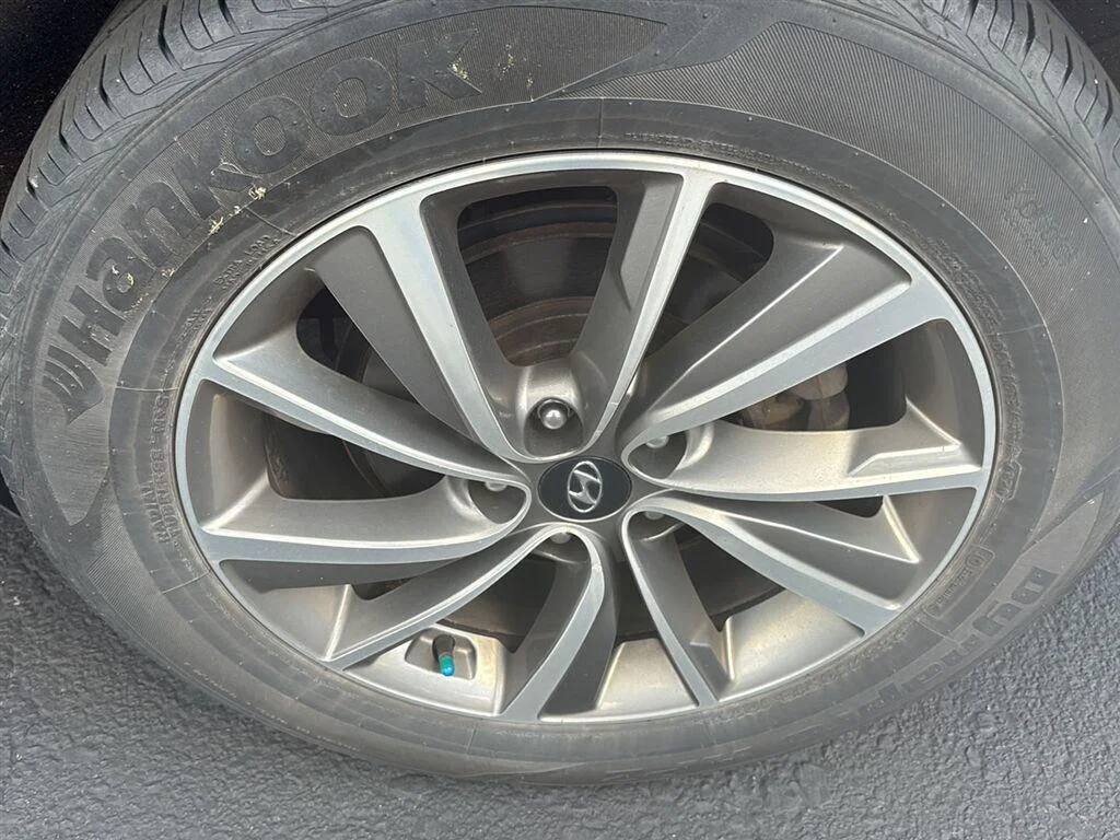 Used 2020 Portofino Gray Hyundai SEL image 4