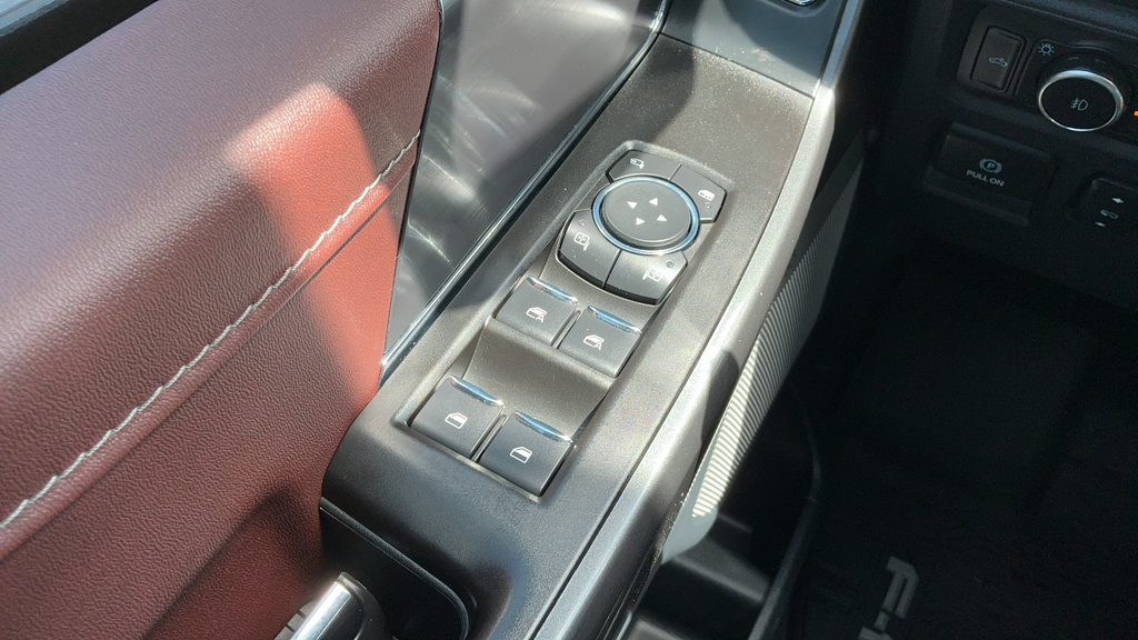 Used 2022 Black Ford Lariat image 14
